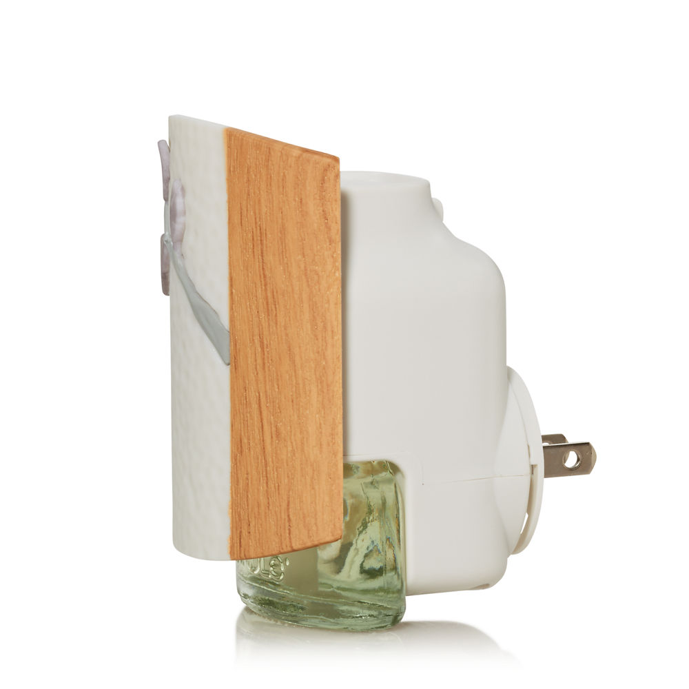 Dogwood ScentPlug® Diffuser with Light - Image 3