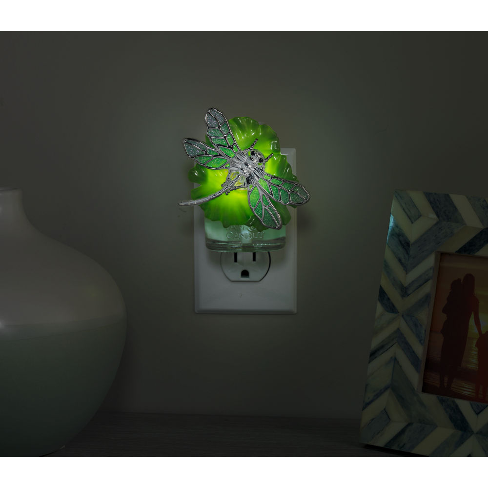 Dragonfly on Lilypad ScentPlug® Diffuser with Light - Image 3