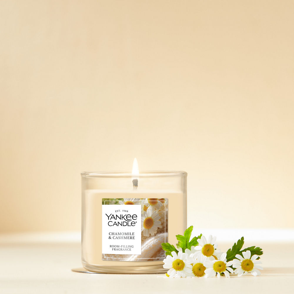 Chamomile & Cashmere Small Tumbler Candle - Image 2