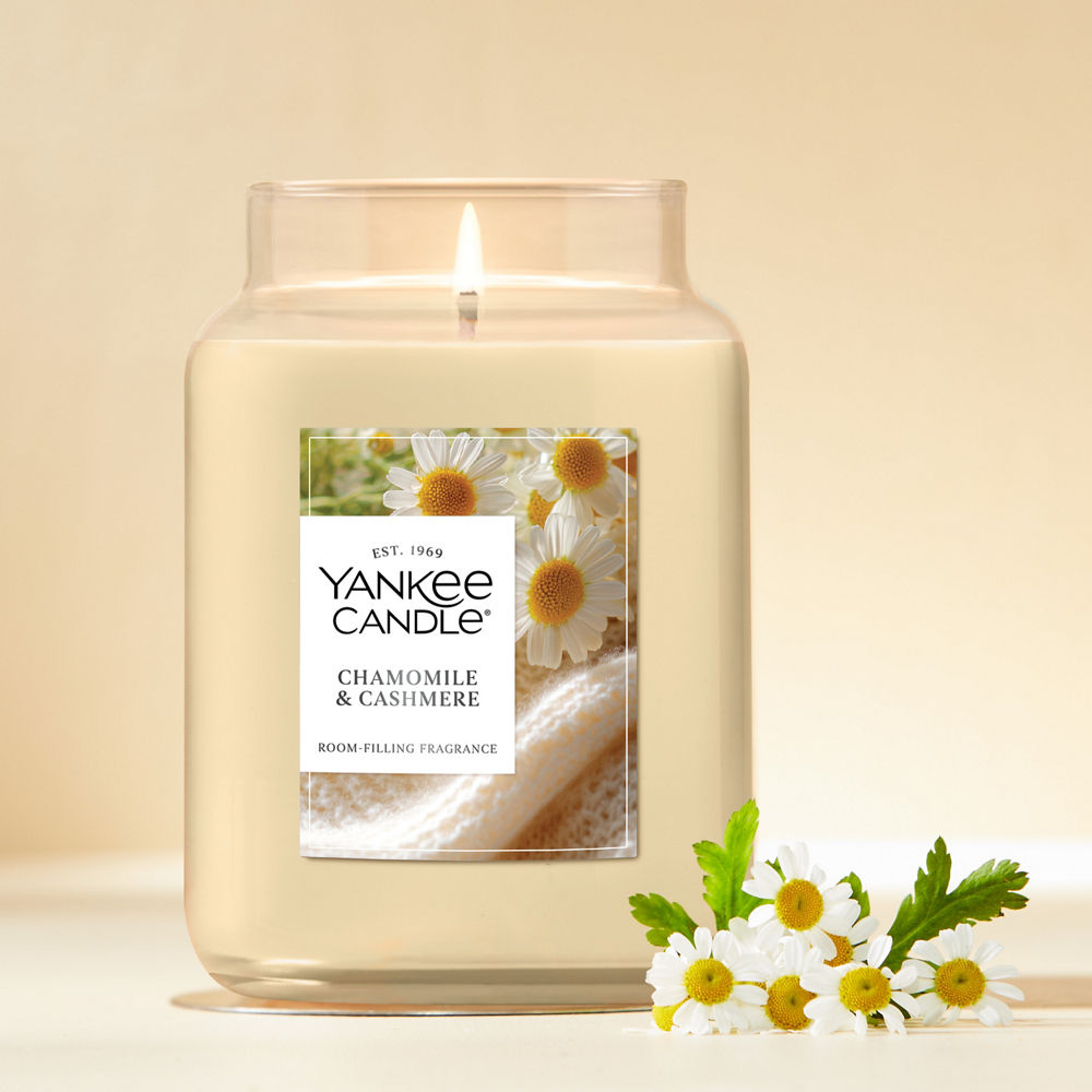 Chamomile & Cashmere Original Large Jar Candle - Image 2