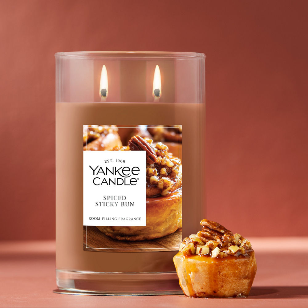 Spiced Sticky Bun Large Tumbler Candle - Image 2