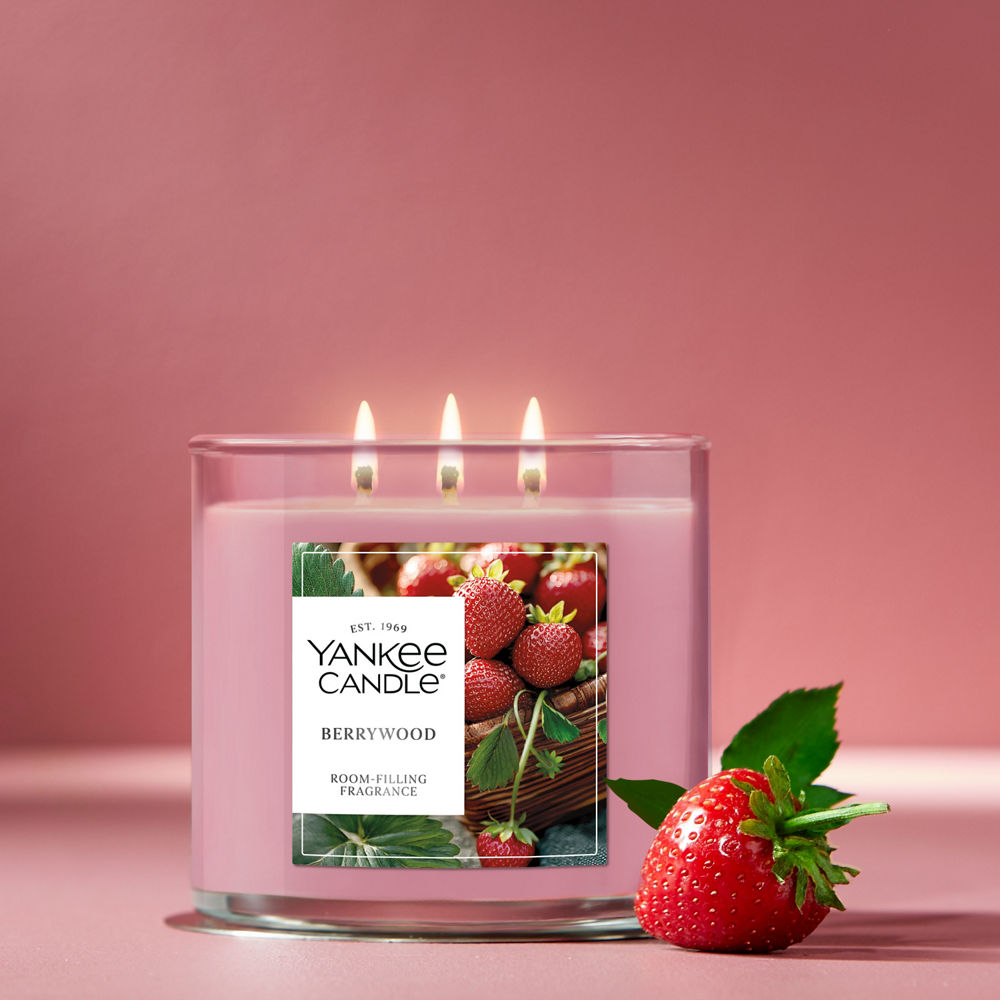 Berrywood 3-Wick Candle - Image 2