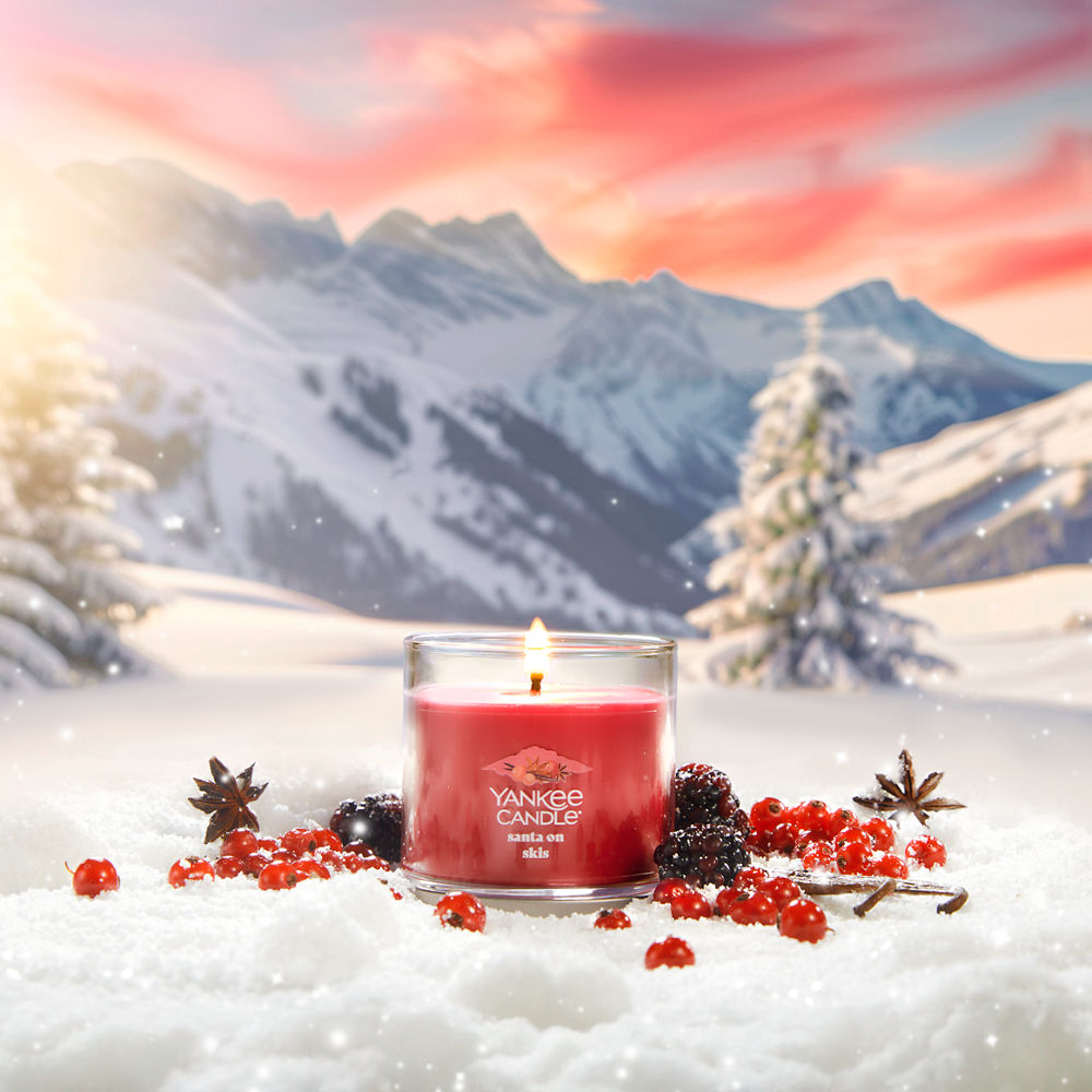Santa On Skis Small Tumbler Candle - Image 3