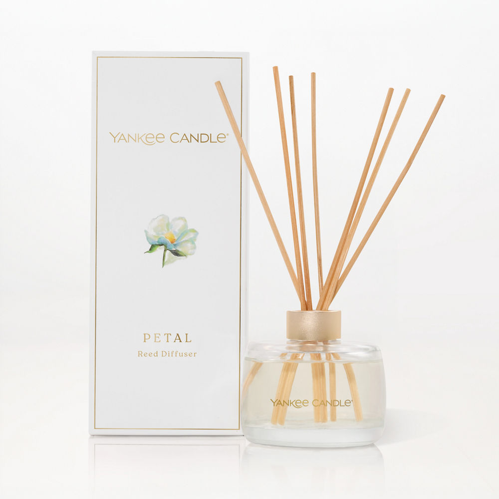 Petal Premium Reed Diffuser - Image 5
