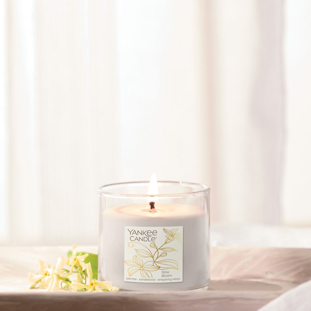 Slow Bloom Small Tumbler Candle - Image 2