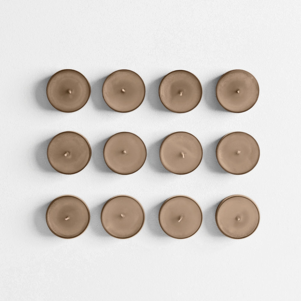 Amber & Sandalwood Scented Tea Light Candles - Image 4